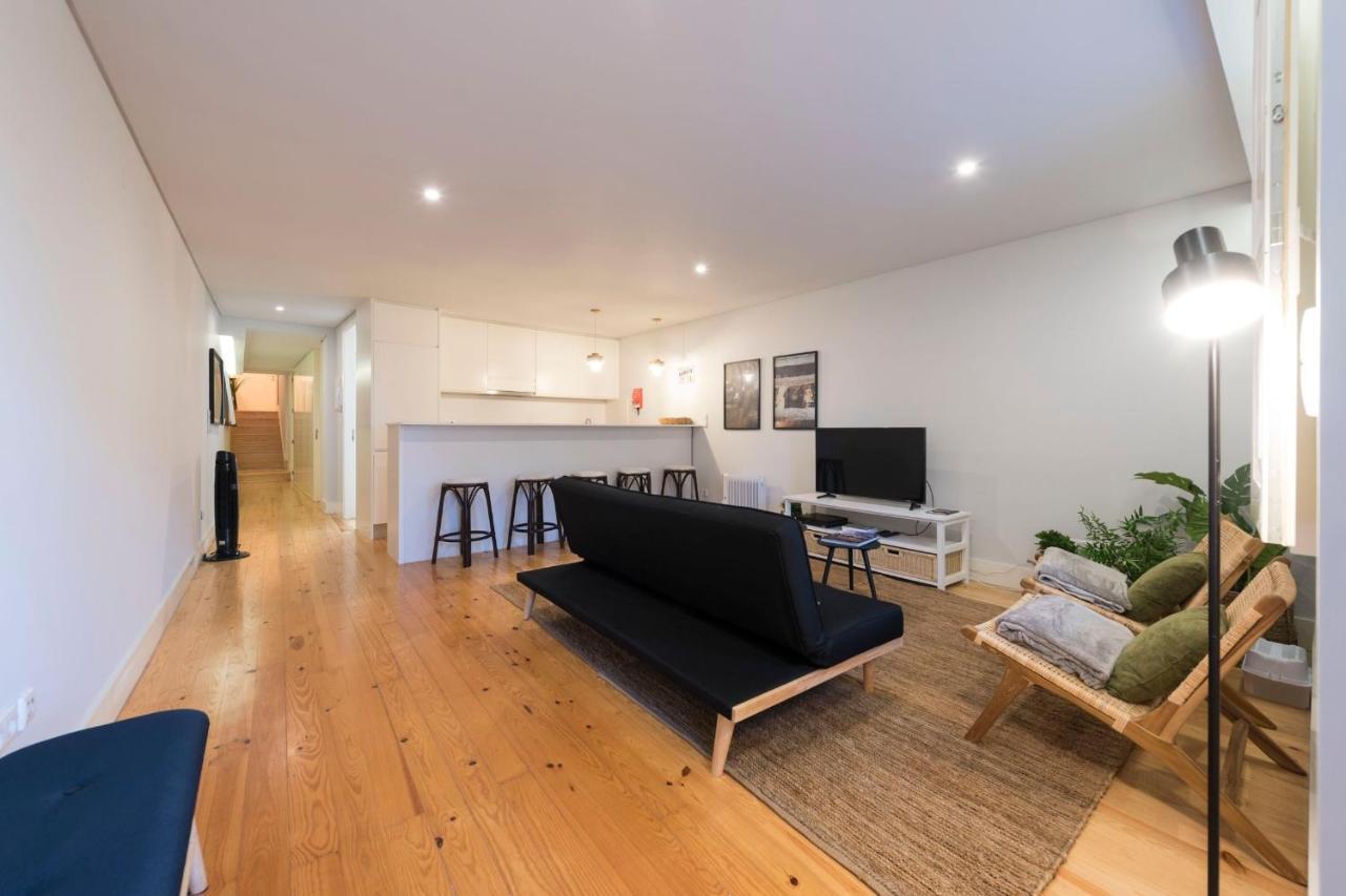Lovelystay - Porto Peaceful Living W/ Backyard 외부 사진